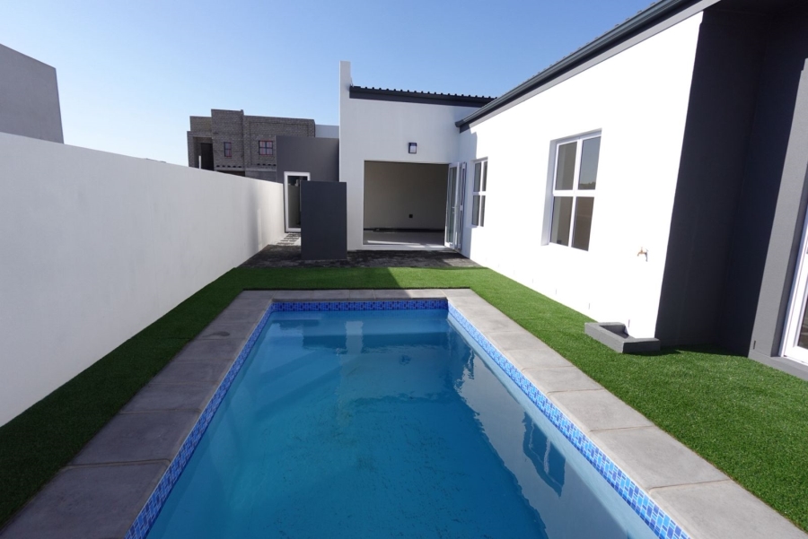 3 Bedroom Property for Sale in Sandown Western Cape